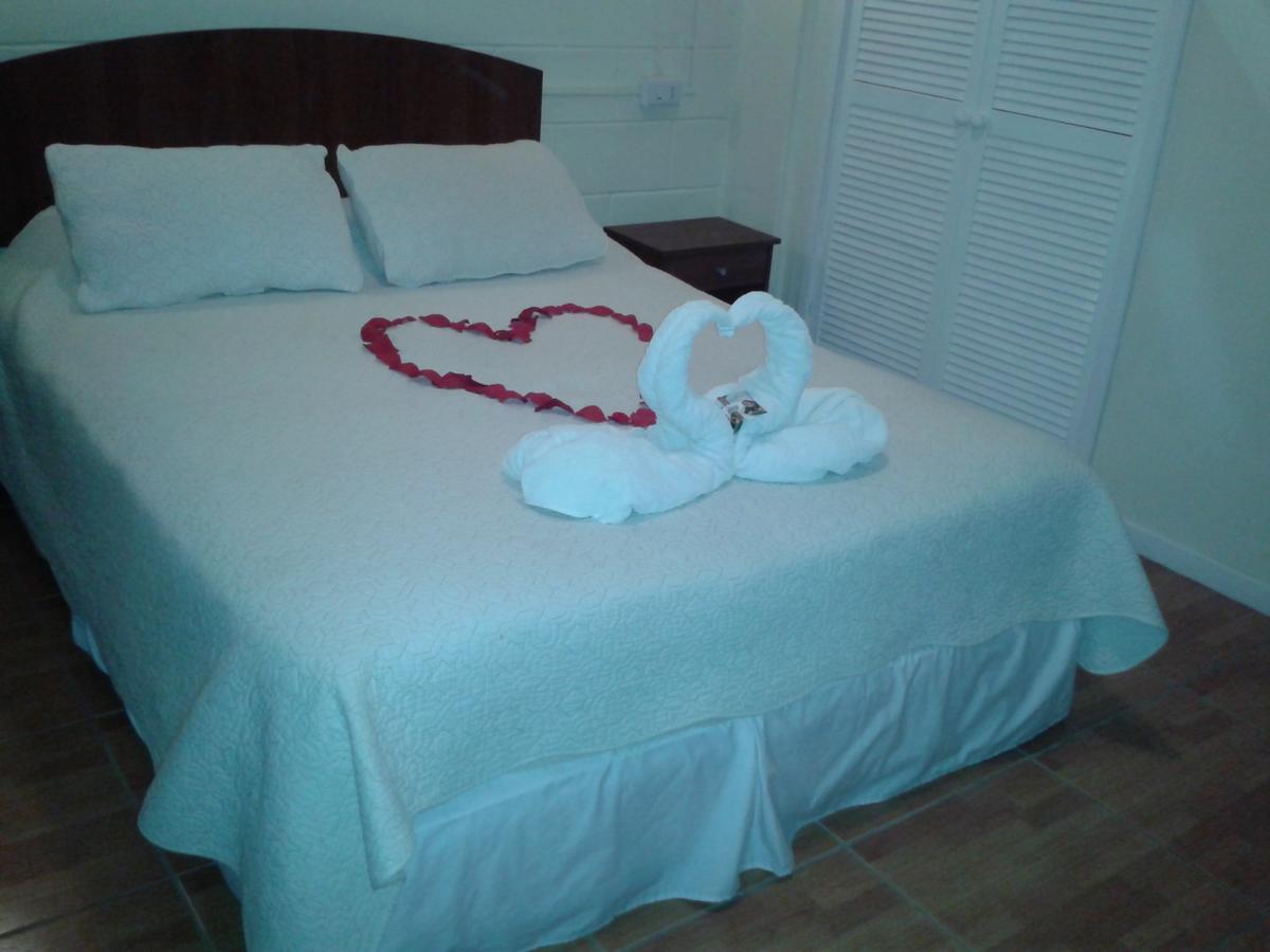 Aqualuna Hotel Chanaral Екстериор снимка